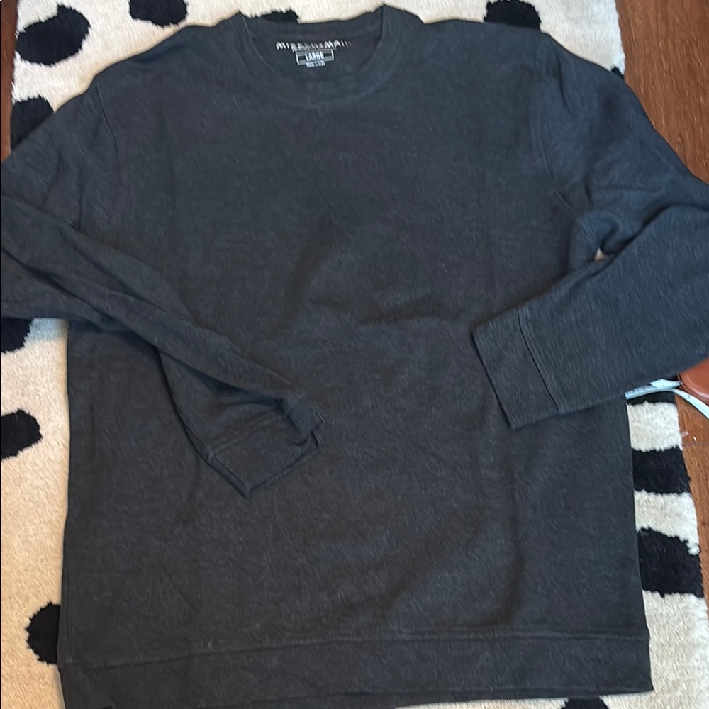Mizzen + Main Gray Crewneck Sweatshirt large